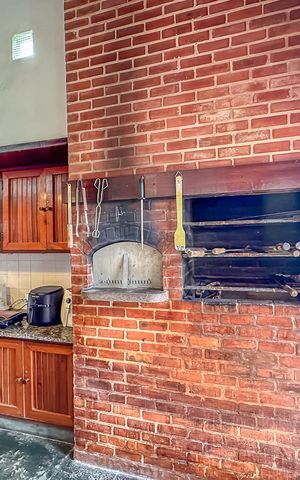 Casa à venda com 486m², 3 quartos e 2 vagas