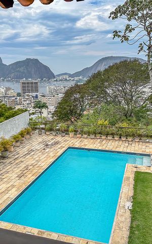 Casa à venda com 486m², 3 quartos e 2 vagas