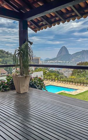 Casa à venda com 486m², 3 quartos e 2 vagas