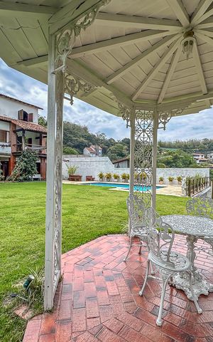 Casa à venda com 486m², 3 quartos e 2 vagas