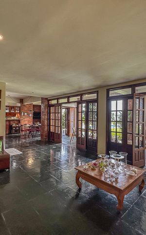 Casa à venda com 486m², 3 quartos e 2 vagas