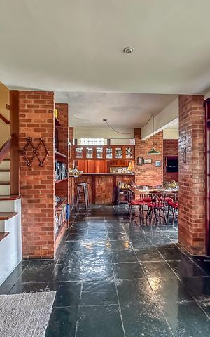 Casa à venda com 486m², 3 quartos e 2 vagas