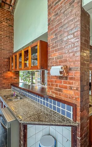 Casa à venda com 486m², 3 quartos e 2 vagas