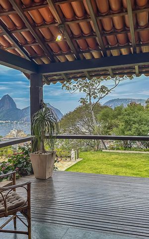 Casa à venda com 486m², 3 quartos e 2 vagas