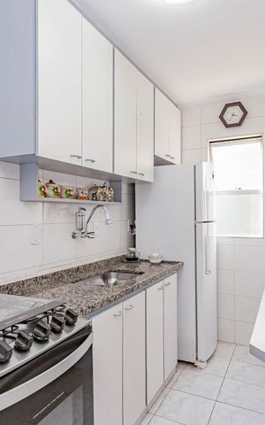 Apartamento à venda com 64m², 2 quartos e 1 vagaCozinha