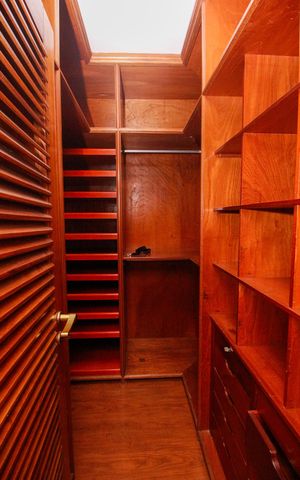 Apartamento à venda com 189m², 3 quartos e 3 vagasCloset da suíte