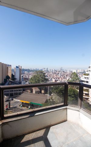 Apartamento à venda com 189m², 3 quartos e 3 vagasVaranda do Quarto 2