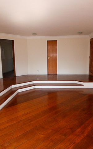 Apartamento à venda com 189m², 3 quartos e 3 vagasSala