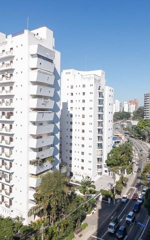 Apartamento à venda com 189m², 3 quartos e 3 vagasVista da Suíte