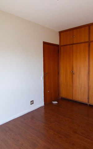 Apartamento à venda com 189m², 3 quartos e 3 vagasQuarto 2