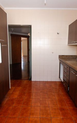 Apartamento à venda com 189m², 3 quartos e 3 vagasCozinha