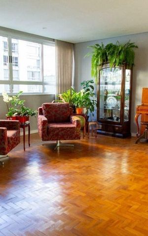 Apartamento à venda com 210m², 4 quartos e 1 vaga