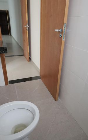 Apartamento à venda com 100m², 2 quartos e 2 vagas Apartamento à venda com 100m², 2 quartos e 2 vagasBanheiro da Suíte