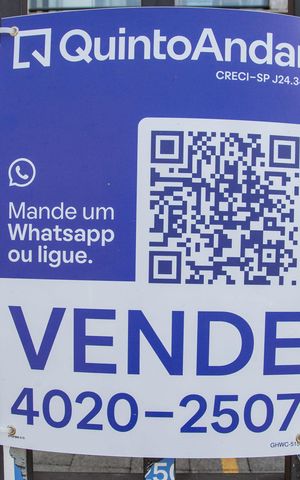 Apartamento à venda com 124m², 2 quartos e 1 vagaPlaquinha