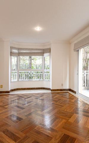 Casa de condomínio à venda com 568m², 4 quartos e 5 vagas