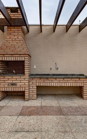 Casa de condomínio à venda com 568m², 4 quartos e 5 vagas