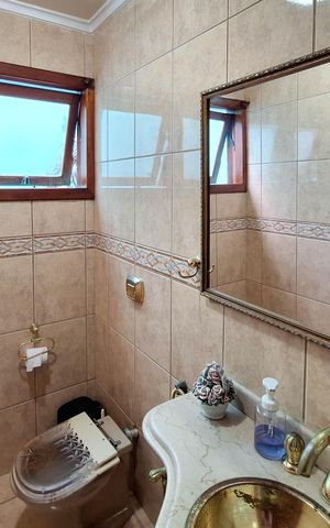 Casa à venda com 498m², 5 quartos e 3 vagasLavabo 1