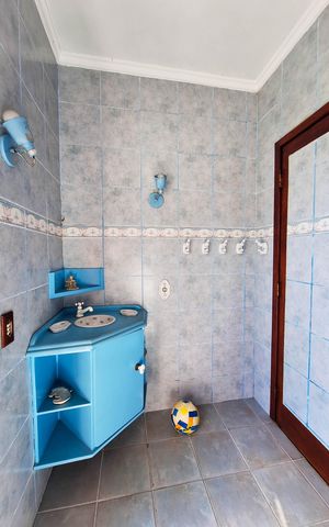 Casa à venda com 498m², 5 quartos e 3 vagasLavabo 2
