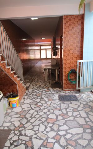 Casa à venda com 433m², 5 quartos e 3 vagasÁrea de Serviço