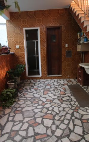 Casa à venda com 433m², 5 quartos e 3 vagasÁrea de Serviço