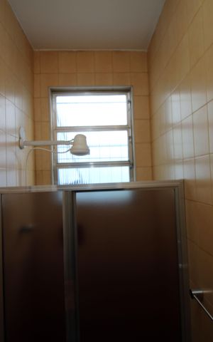 Casa à venda com 433m², 5 quartos e 3 vagasBanheiro da Suíte 2