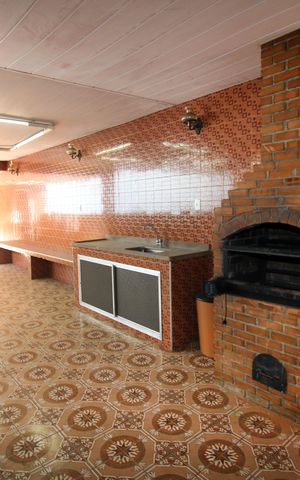 Casa à venda com 433m², 5 quartos e 3 vagasTerraço - Churrasqueira