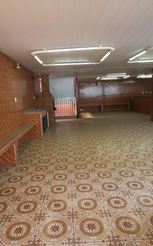 Casa à venda com 433m², 5 quartos e 3 vagasTerraço