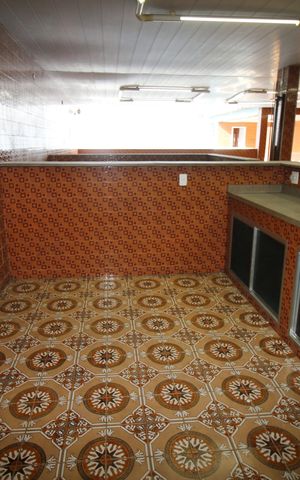 Casa à venda com 433m², 5 quartos e 3 vagasTerraço - Cozinha
