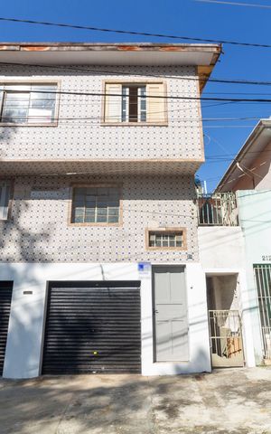 Casa de condomínio para alugar com 80m², 1 quarto e sem vaga Casa de condomínio para alugar com 80m², 1 quarto e sem vagaFachada