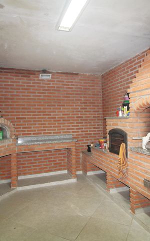 Casa para alugar com 500m², 3 quartos e 5 vagasÁrea Externa