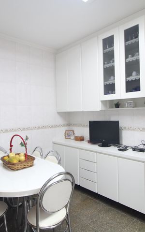 Casa para alugar com 500m², 3 quartos e 5 vagasCozinha