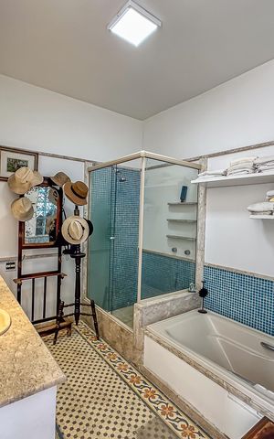 Apartamento à venda com 442m², 4 quartos e 2 vagas Apartamento à venda com 442m², 4 quartos e 2 vagasBanheiro da Suíte