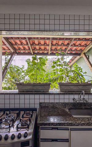 Apartamento à venda com 442m², 4 quartos e 2 vagas Apartamento à venda com 442m², 4 quartos e 2 vagasCozinha
