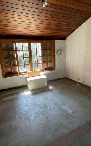 Casa à venda com 242m², 3 quartos e 3 vagas