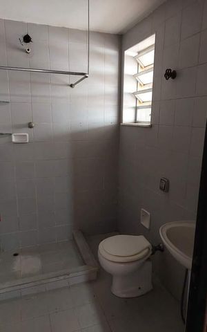 Casa à venda com 194m², 3 quartos e 2 vagas