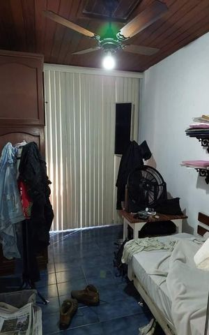 Casa à venda com 194m², 3 quartos e 2 vagas