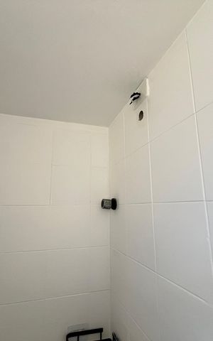 Apartamento à venda com 105m², 2 quartos e 2 vagasBanheiro de serviço