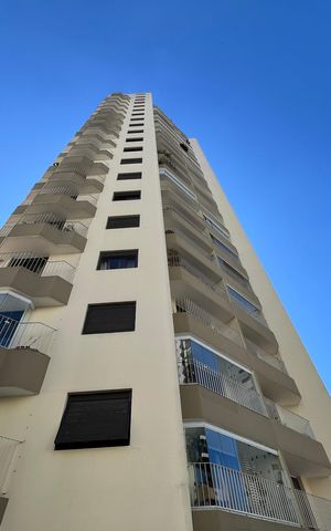 Apartamento à venda com 105m², 2 quartos e 2 vagasFachada do Prédio