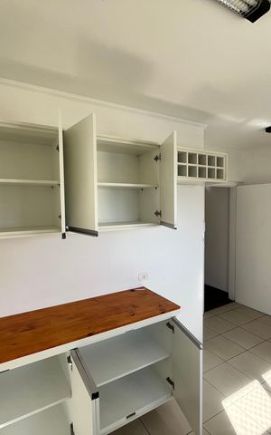 Apartamento à venda com 105m², 2 quartos e 2 vagasCozinha