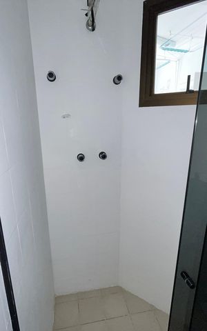 Apartamento à venda com 105m², 2 quartos e 2 vagasBanheiro