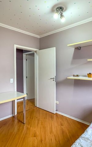 Casa à venda com 266m², 3 quartos e 2 vagas Casa à venda com 266m², 3 quartos e 2 vagasSuíte 3