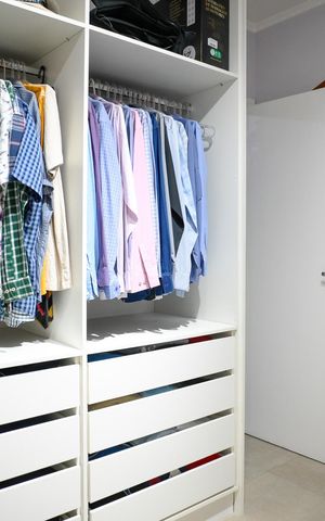 Casa para alugar com 450m², 4 quartos e 4 vagas Casa para alugar com 450m², 4 quartos e 4 vagasCloset da Suite 3
