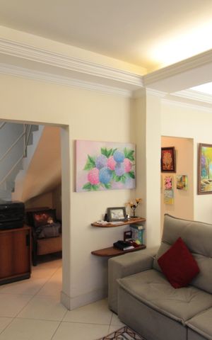 Casa à venda com 447m², 5 quartos e 3 vagasCasa 1 | Sala