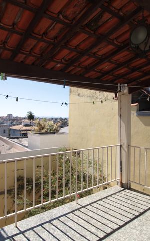 Casa à venda com 447m², 5 quartos e 3 vagasCasa 1 | Varanda da Suite 1