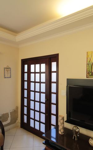 Casa à venda com 447m², 5 quartos e 3 vagasCasa 1 | Sala