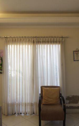 Casa à venda com 447m², 5 quartos e 3 vagasCasa 1 | Sala