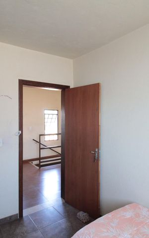 Casa à venda com 447m², 5 quartos e 3 vagasCasa 2 | Quarto 3