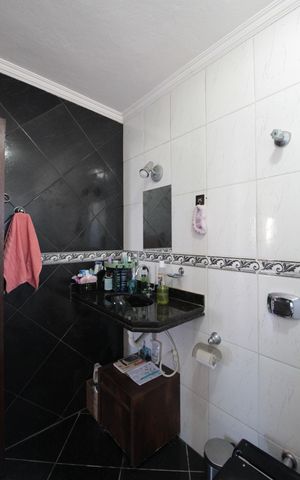 Casa à venda com 447m², 5 quartos e 3 vagasCasa 2 | Banheiro