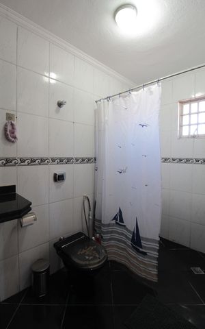 Casa à venda com 447m², 5 quartos e 3 vagasCasa 2 | Banheiro