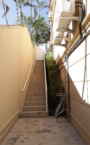 Casa de condomínio à venda com 567m², 4 quartos e 4 vagasCorredor